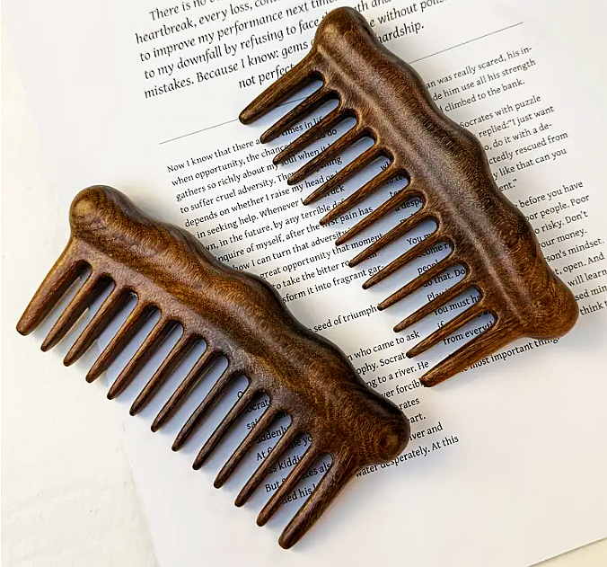 Dřevěný hřeben Santal Curling Hair na husté vlasy